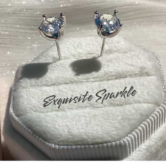 💖Silver Filled Brilliant Cut Heart Prong Diamond (Lab) Stud Earrings - Picture 17 of 17